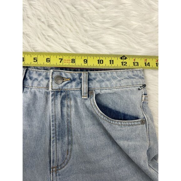 RVCA Skater Wide Leg Light Wash Denim Jeans Raw Hem Women’s Size 26 High Rise - Picture 6 of 9